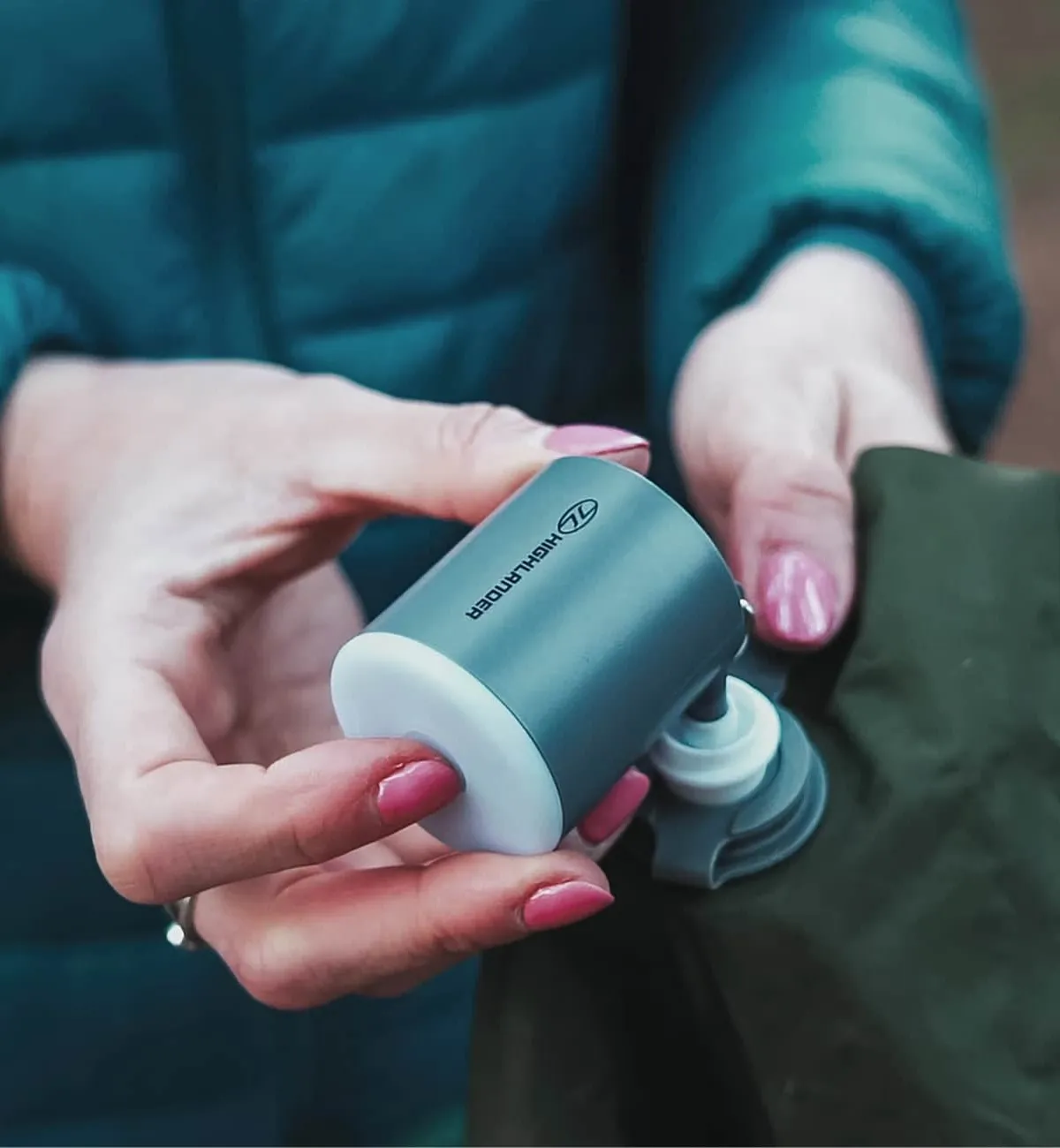 Wee Banshee micro lightweight air pump with light
