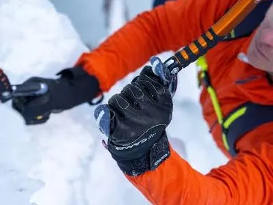 Hats, Gloves & Beanies